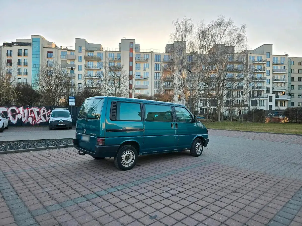 Gebraucht VW Multivan 110 PS (80 kW) 1995 Grün Van / Kleinbus