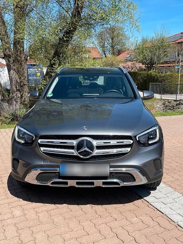 Gebraucht Mercedes 220 194 PS (142 kW) 2019 Grau SUV
