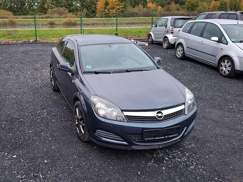 Schwarz Gebraucht 2009 Opel Astra Coupé | 1.300 € (Superpreis) - Bild 1/4