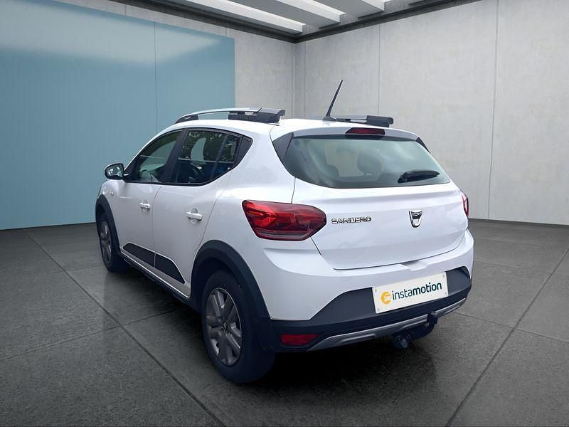 Gebraucht Dacia Sandero Stepway 101 PS (74 kW) 2021 Weiß Kleinwagen