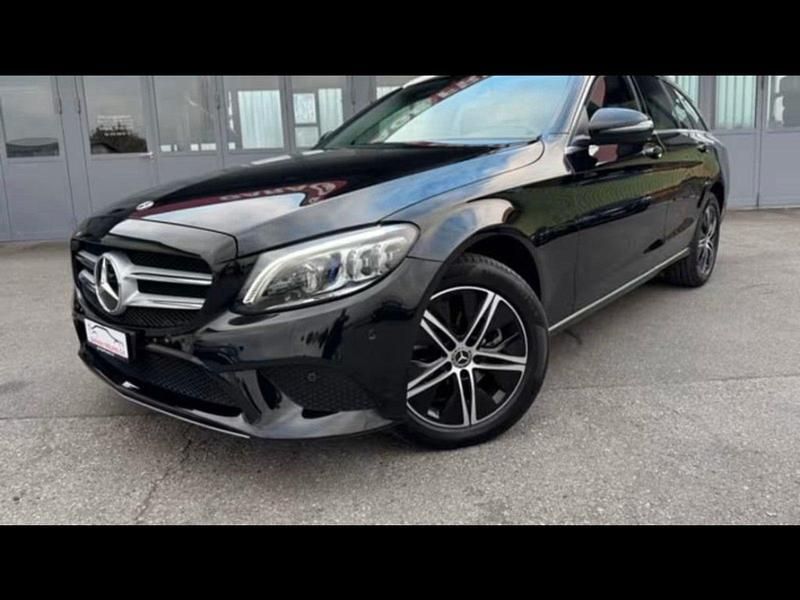 Schwarz Gebraucht 2020 Mercedes C220 Kombi | 13.000 € (Etwas zu teuer) - Bild 1/2