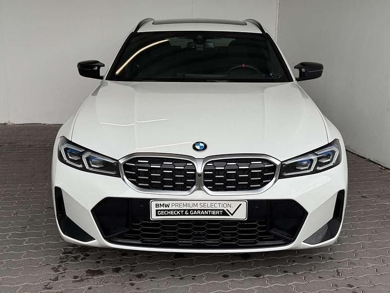 Alpinweiss Gebraucht 2025 BMW 340 M Sport Kombi | 62.960 € (Teuer) - Bild 1/4