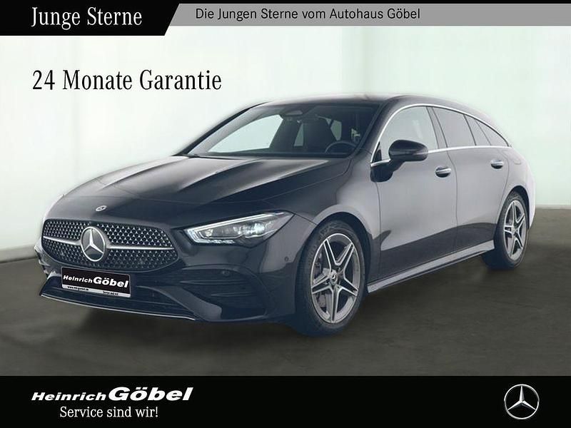 Schwarz Gebraucht 2024 Mercedes CLA200 Shooting Brake AMG Kombi | 37.900 € (Teuer) - Bild 1/4