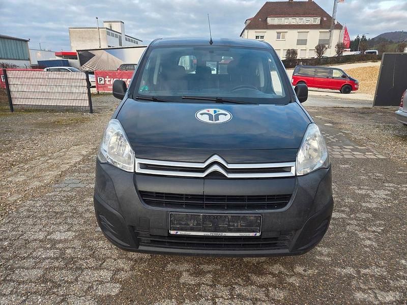 Schwarz Gebraucht 2017 Citroën Berlingo Business Class Van / Kleinbus | 4.990 € (Guter Preis) - Bild 1/4
