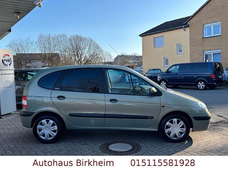 Gebraucht Renault Scénic Authentique 107 PS (78 kW) 2002 Braun Van / Kleinbus