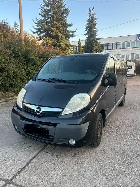 Gebraucht Opel Vivaro 145 PS (106 kW) 2011 Grau Van / Kleinbus