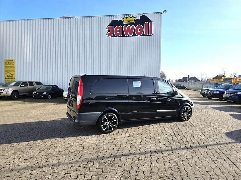 Gebraucht Mercedes Vito 224 PS (164 kW) 2012 Schwarz Van