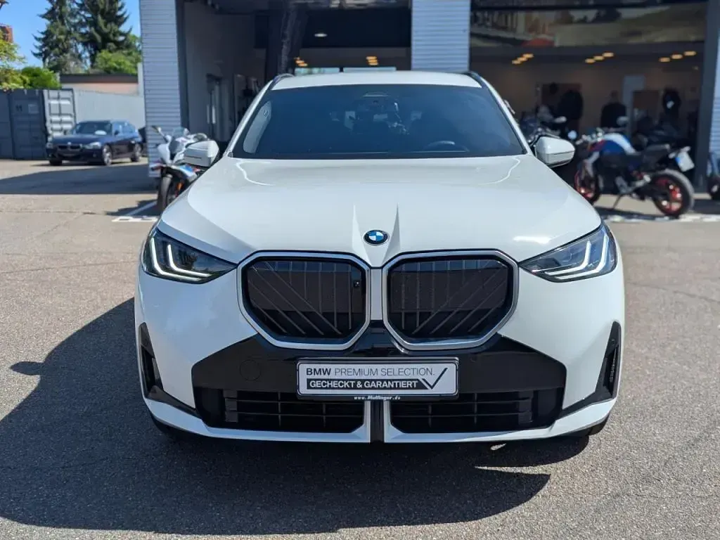 Gebraucht BMW X3 M M Sport 208 PS (152 kW) 2025 Alpinweiss SUV