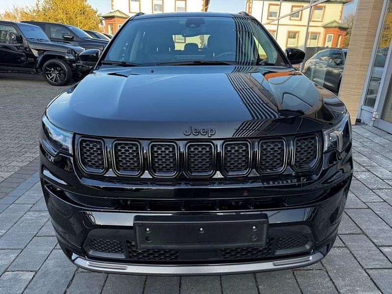 Occasion Jeep Compass Altitude 131 ch (96 kW) 2024 Noir SUV