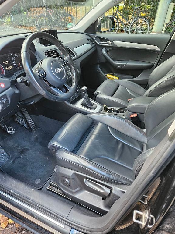 Gebraucht Audi Q3 Comfort 150 PS (110 kW) 2015 Schwarz SUV