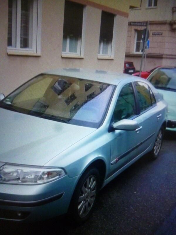 Silber Gebraucht 2000 Renault Laguna Limousine | 500 € - Bild 1/4