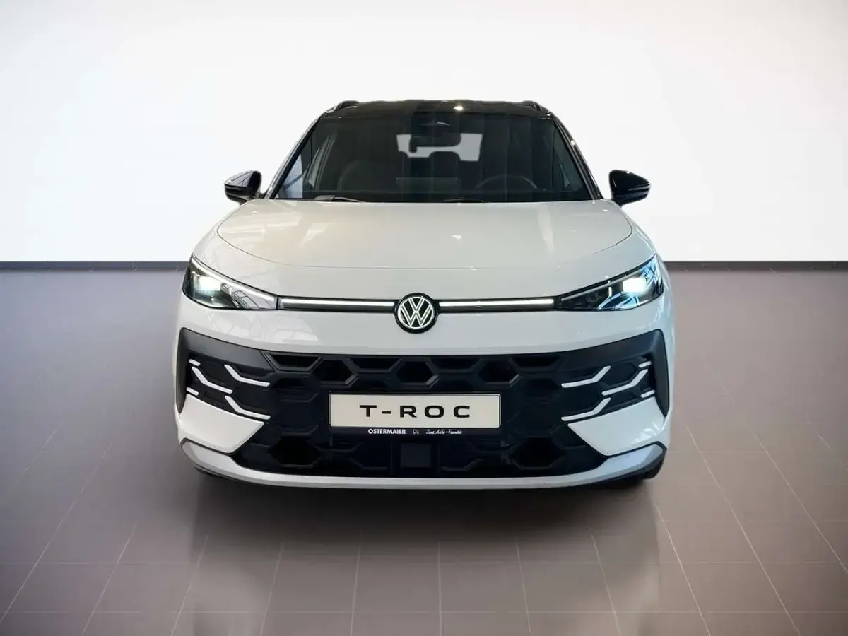 Neu VW T-Roc Style 116 PS (85 kW) 2025 Pure white uni / schwarz uni SUV
