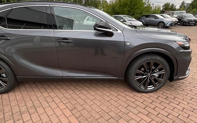 Neu Lexus RX350h E-FOUR F-Sport 250 PS (183 kW) 2026 Obsidiangrau SUV