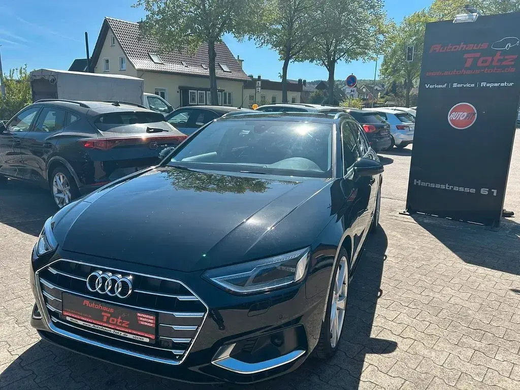 Gebraucht Audi A4 Advanced Plus 150 PS (110 kW) 2023 Schwarz Kombi