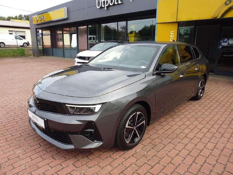 Grau/typ aussenverkleidung met Gebraucht 2024 Opel Astra Kombi | 24.480 € (Fairer Preis) - Bild 1/4
