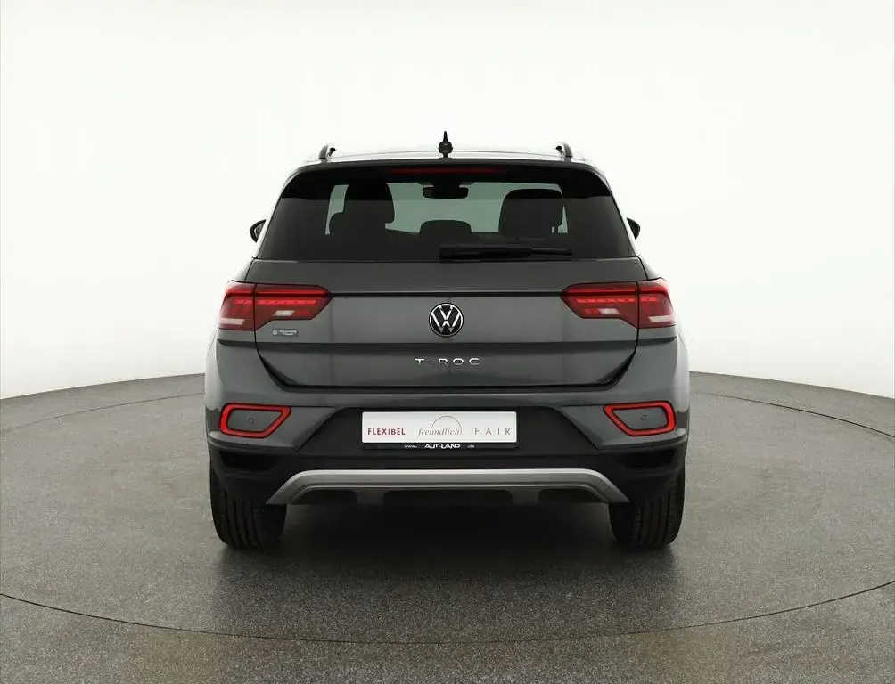 Second-hand VW T-Roc 150 CP (110 kW) 2025 Gri SUV