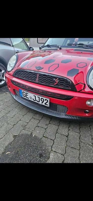 Second-hand Mini ONE Seven 90 CP (66 kW) 2006 Roșu Hatchback