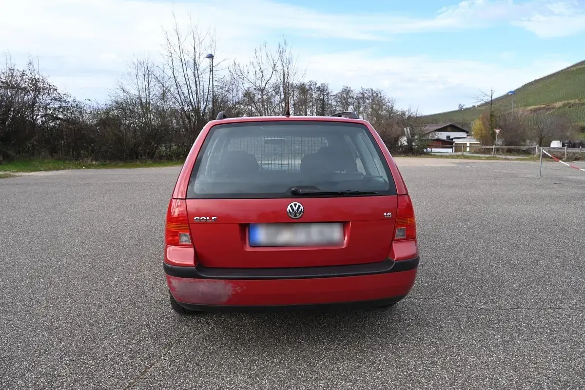 Gebraucht VW Golf IV 105 PS (77 kW) 2001 Rot Kombi