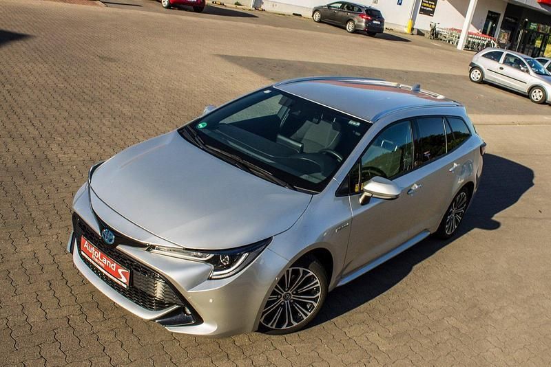 Silber Gebraucht 2020 Toyota Corolla Kombi | 21.999 € (Fairer Preis) - Bild 1/4