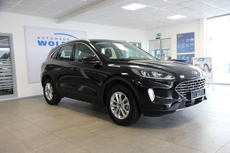 Gebraucht Ford Kuga Titanium 224 PS (164 kW) 2022 Schwarz SUV