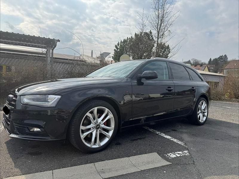 Gebraucht Audi A4 S-Line 179 PS (131 kW) 2012 Schwarz Kombi