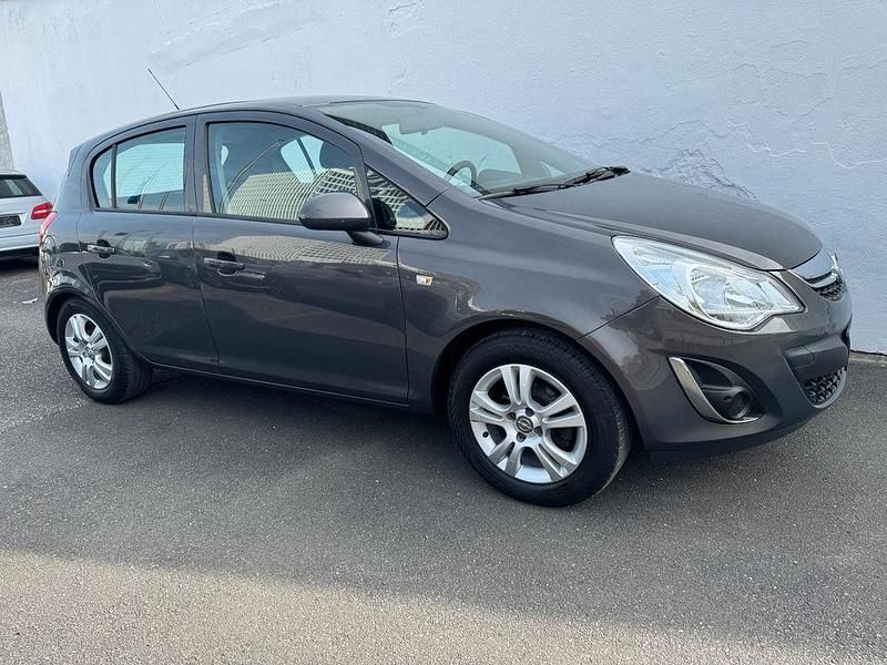 Second-hand Opel Corsa Active 86 CP (63 kW) 2013 Gri Hatchback