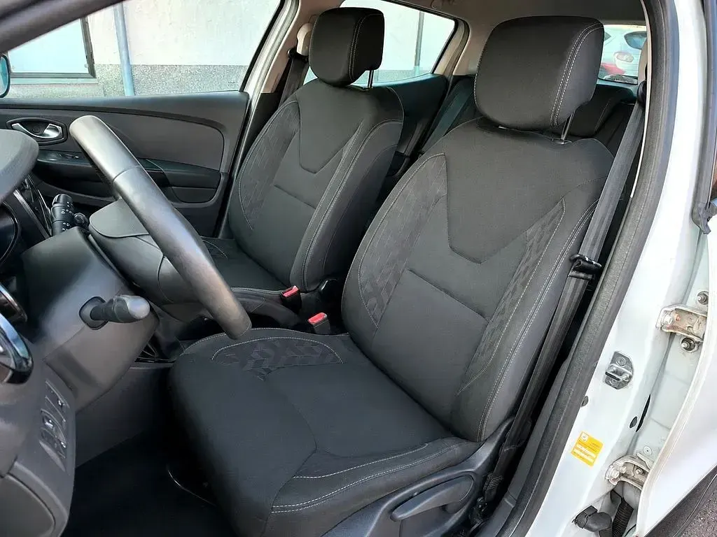 Gebraucht Renault Clio IV LIMITED 76 PS (55 kW) 2019 Weiß Limousine