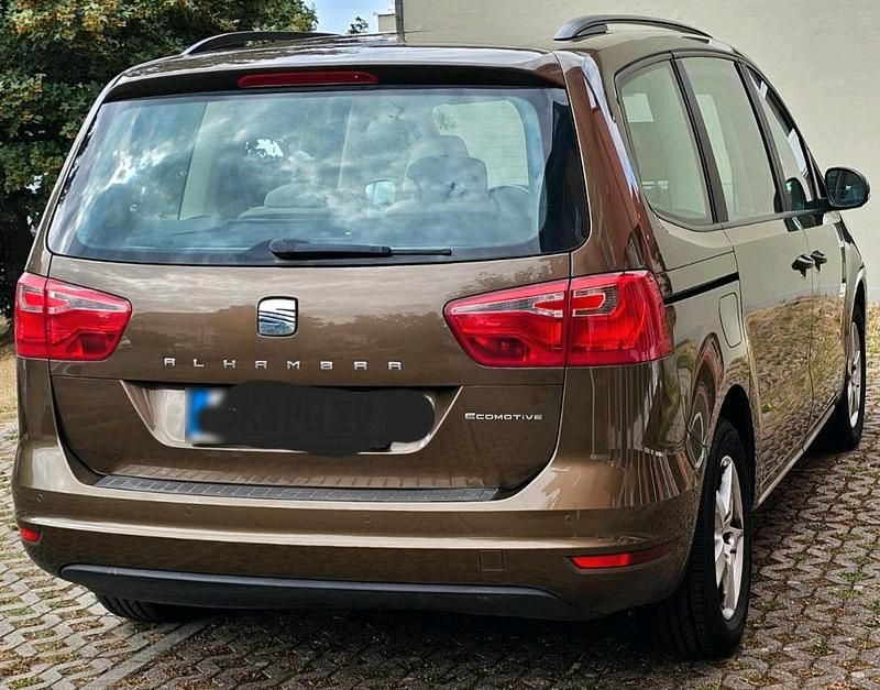 Gebraucht Seat Alhambra Style 140 PS (102 kW) 2011 Braun Van / Kleinbus
