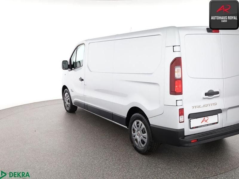 Gebraucht Fiat Talento 145 PS (106 kW) 2021 Silber Van / Kleinbus