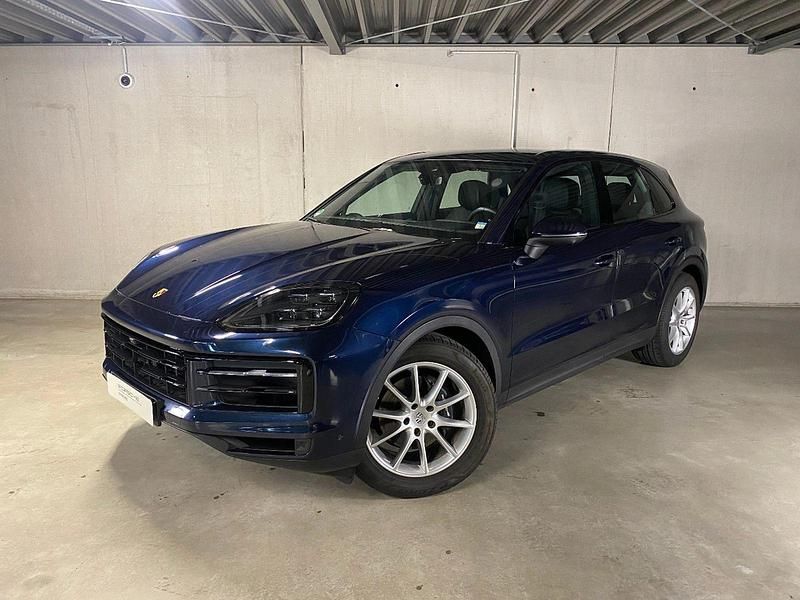 Gebraucht Porsche Cayenne 353 PS (259 kW) 2024 Blau SUV