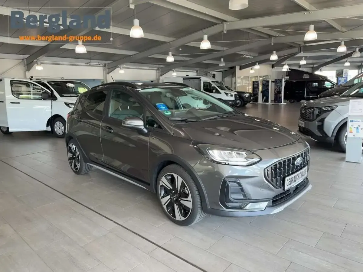 Gebraucht Ford Fiesta Active 125 PS (91 kW) 2023 Magneticmetallic grau Kleinwagen