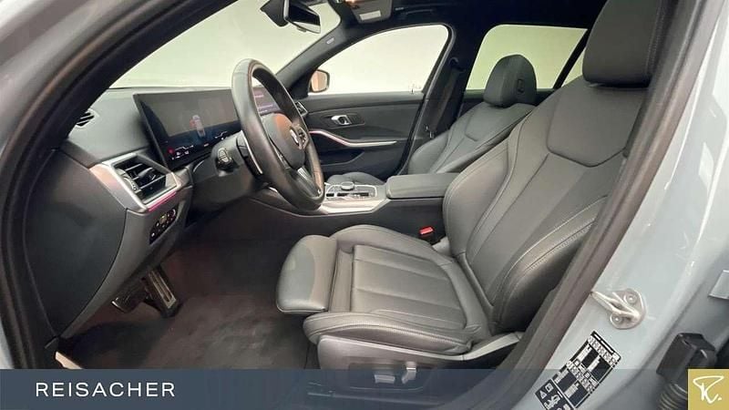 Gebraucht BMW 340 387 PS (284 kW) 2023 M brooklyn grau metallic Kombi