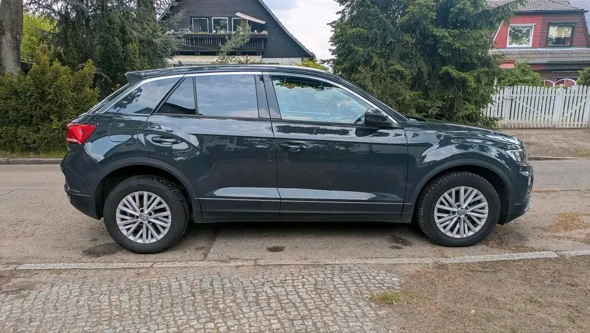 Second-hand VW T-Roc 115 CP (84 kW) 2018 Gri SUV