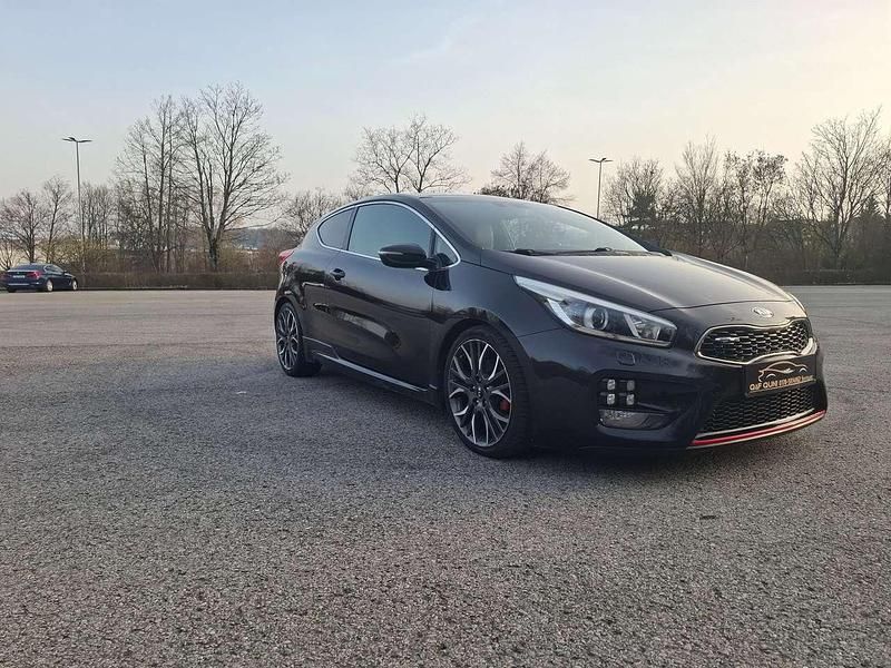 Gebraucht Kia Ceed GT-Track 204 PS (150 kW) 2013 (1k) zilinaschwarz met. Kleinwagen