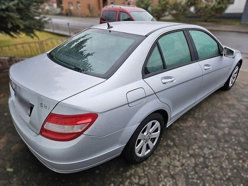 Gebraucht Mercedes 240 156 PS (114 kW) 2011 Silber Limousine