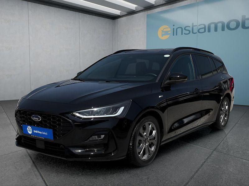 Schwarz Gebraucht 2023 Ford Focus Kombi | 26.449 € (Teuer) - Bild 1/4