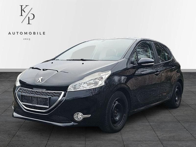Schwarz Gebraucht 2013 Peugeot 208 Active Kleinwagen | 6.900 € (Etwas zu teuer) - Bild 1/4