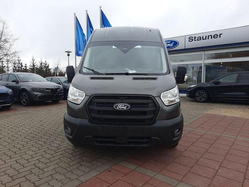 Gebraucht Ford Transit Trend 131 PS (96 kW) 2024 Magneticgrau (metallic) Van / Kleinbus