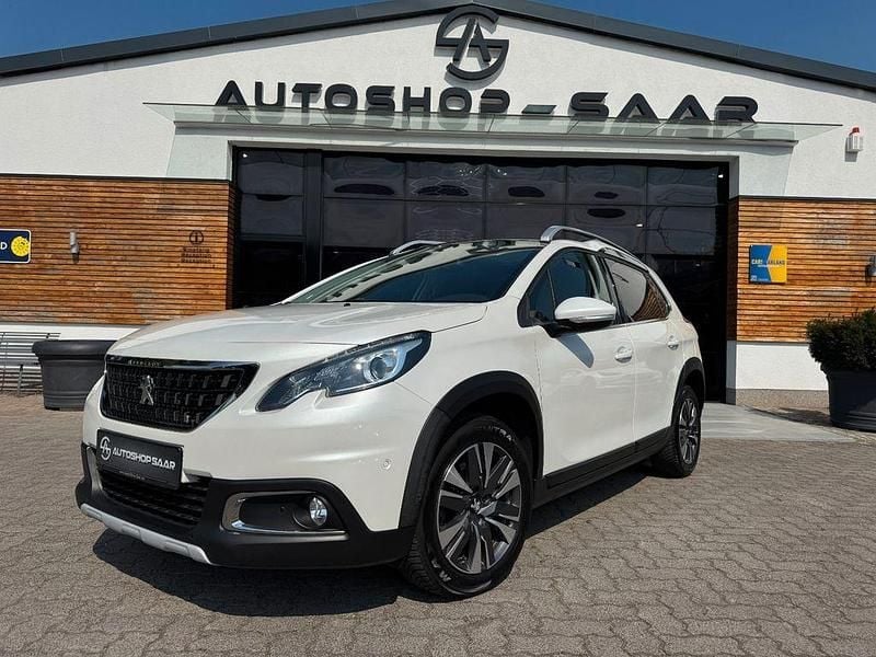 Weiß Gebraucht 2019 Peugeot 2008 Allure SUV | 10.990 € (Guter Preis) - Bild 1/4