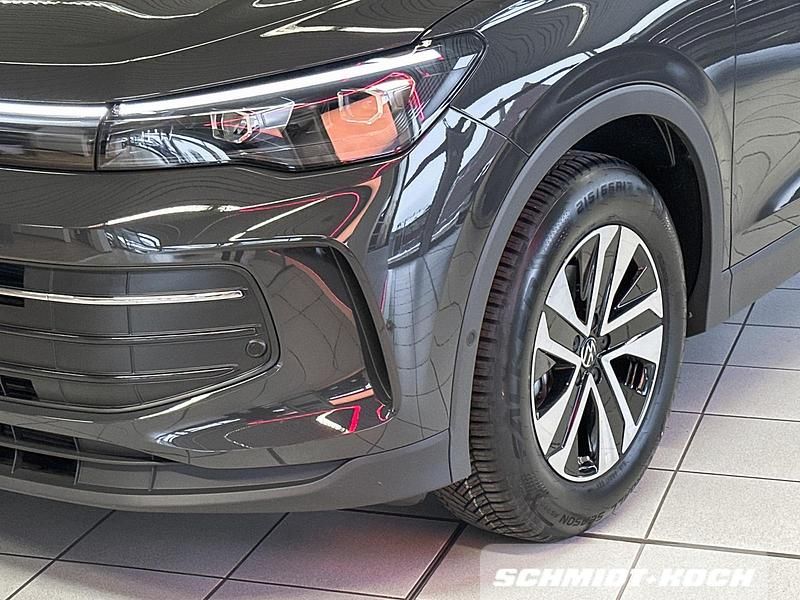 Neu VW Tiguan 2026 Uranograu (grau) SUV