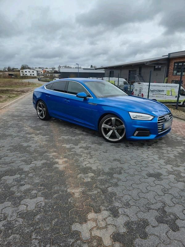 Gebraucht Audi A5 231 PS (169 kW) 2019 Blau Coupé