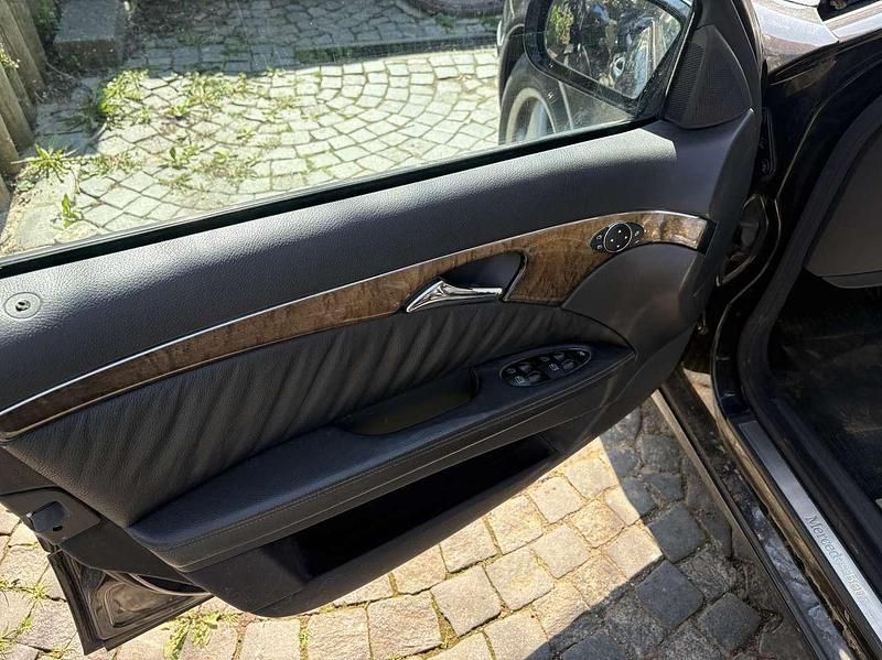 Gebraucht Mercedes E320 Avantgarde 224 PS (164 kW) 2004 Schwarz Kombi