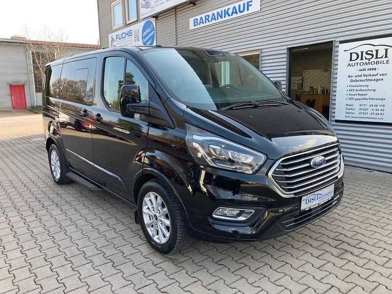 Gebraucht Ford Tourneo 170 PS (125 kW) 2018 Shadow black Kombi