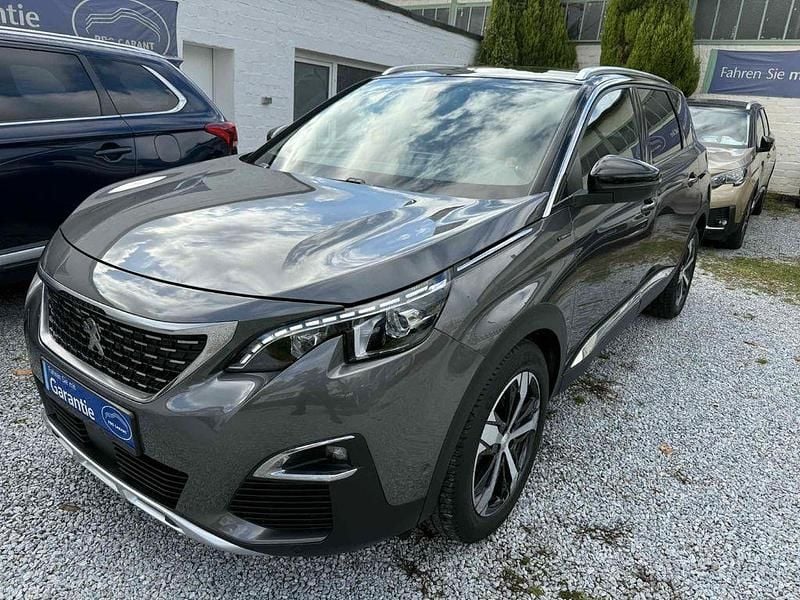 Grau Gebraucht 2020 Peugeot 5008 GT-line SUV | 20.000 € (Fairer Preis) - Bild 1/4