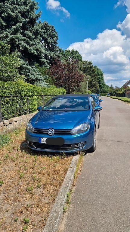 Blau Gebraucht 2016 VW Golf Cabriolet Allstar Cabrio | 15.200 € (Fairer Preis) - Bild 1/4