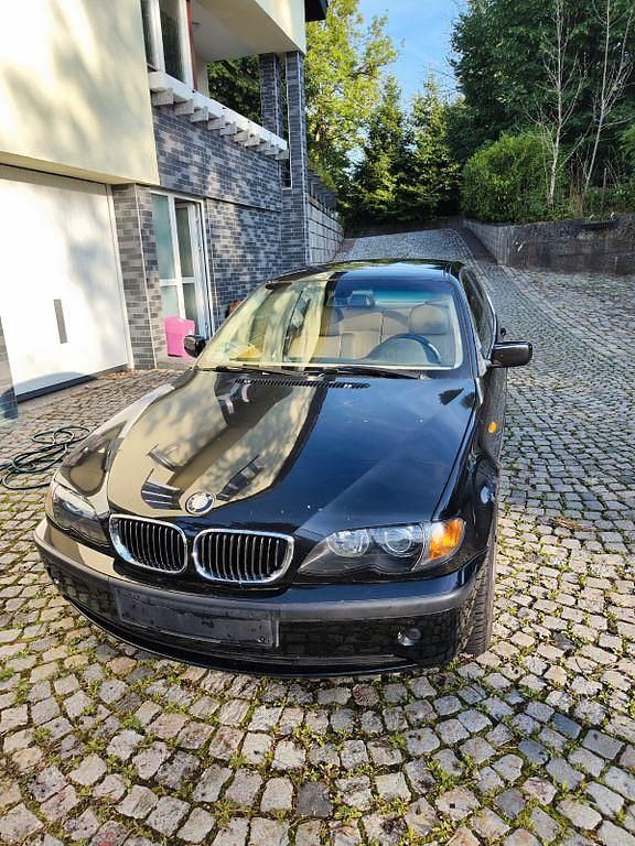 Schwarz Gebraucht 2001 BMW 325 Limousine | 3.400 € (Superpreis) - Bild 1/4