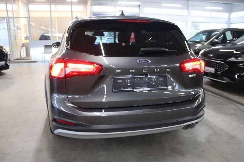 Gebraucht Ford Focus Active 125 PS (91 kW) 2021 Magneticgrau Kombi