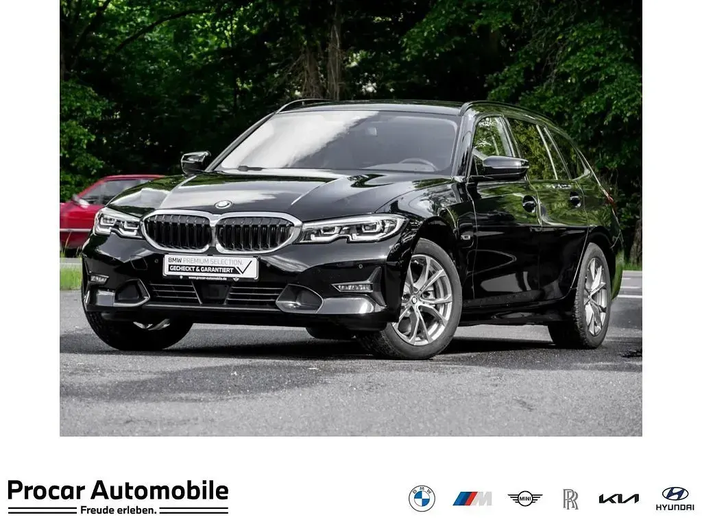 Gebraucht BMW 320e Sport Line 204 PS (150 kW) 2022 Kombi