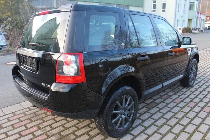 Second-hand Land Rover Freelander 2 152 CP (111 kW) 2009 Negru SUV
