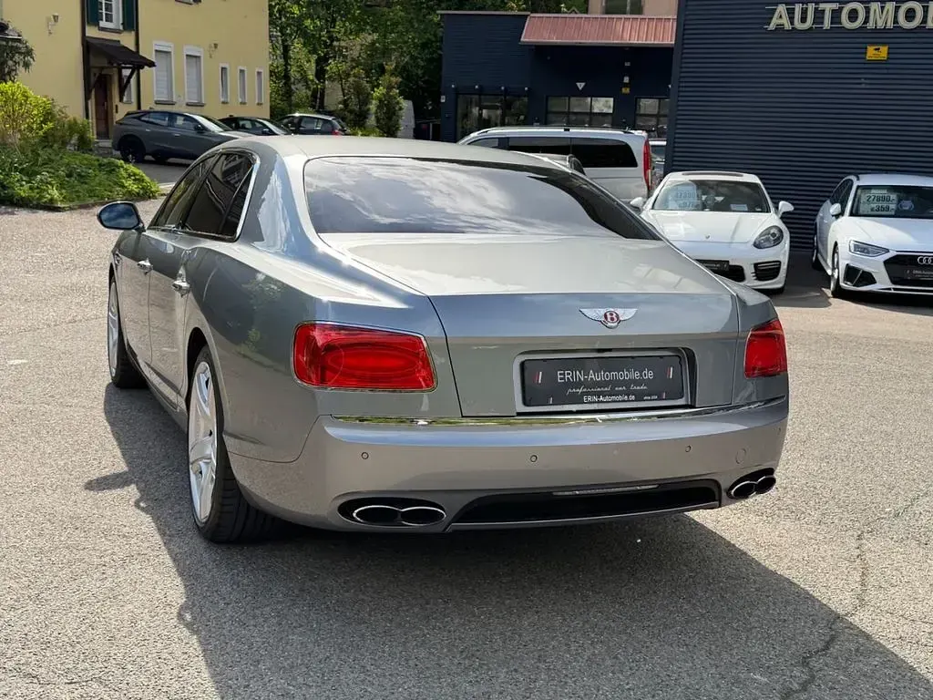 Brugt Bentley Flying Spur Mulliner 507 HK (372 kW) 2014 Grå Sedan